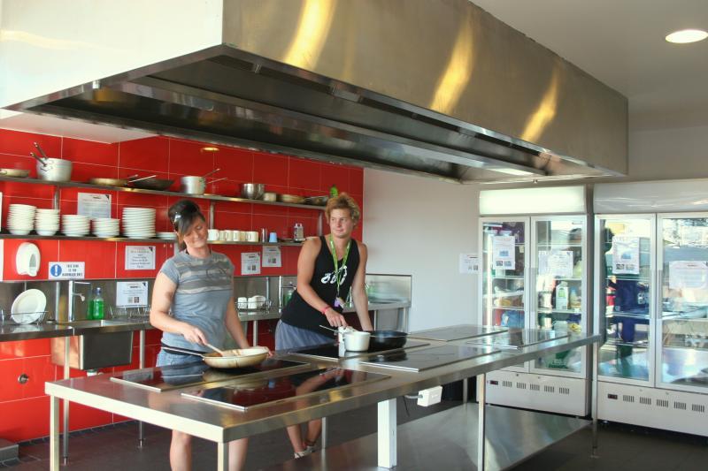 Nomads Byron Bay Backpackers Hostel Exterior photo