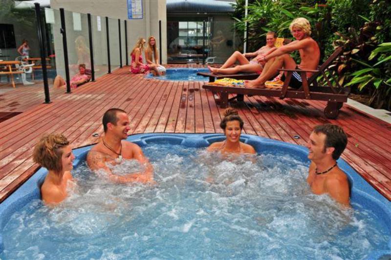 Nomads Byron Bay Backpackers Hostel Exterior photo